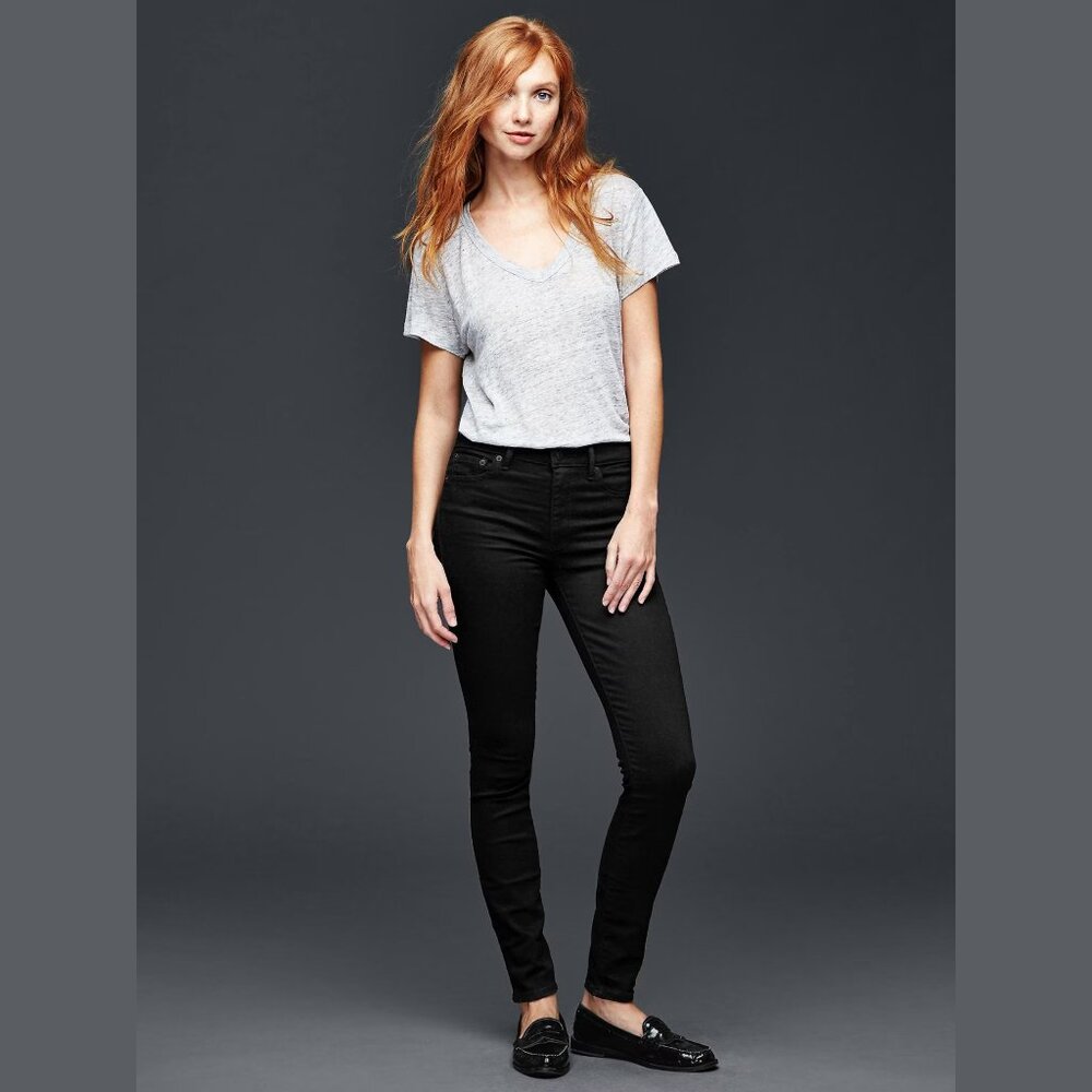 GAP Resolution 1969 true skinny jeans Size 33 / 16 NWT